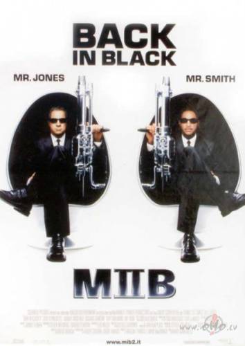 Vīri Melnā 2 / Men in Black II