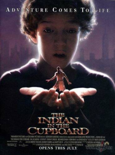 Indiānis skapī / The Indian in the Cupboard